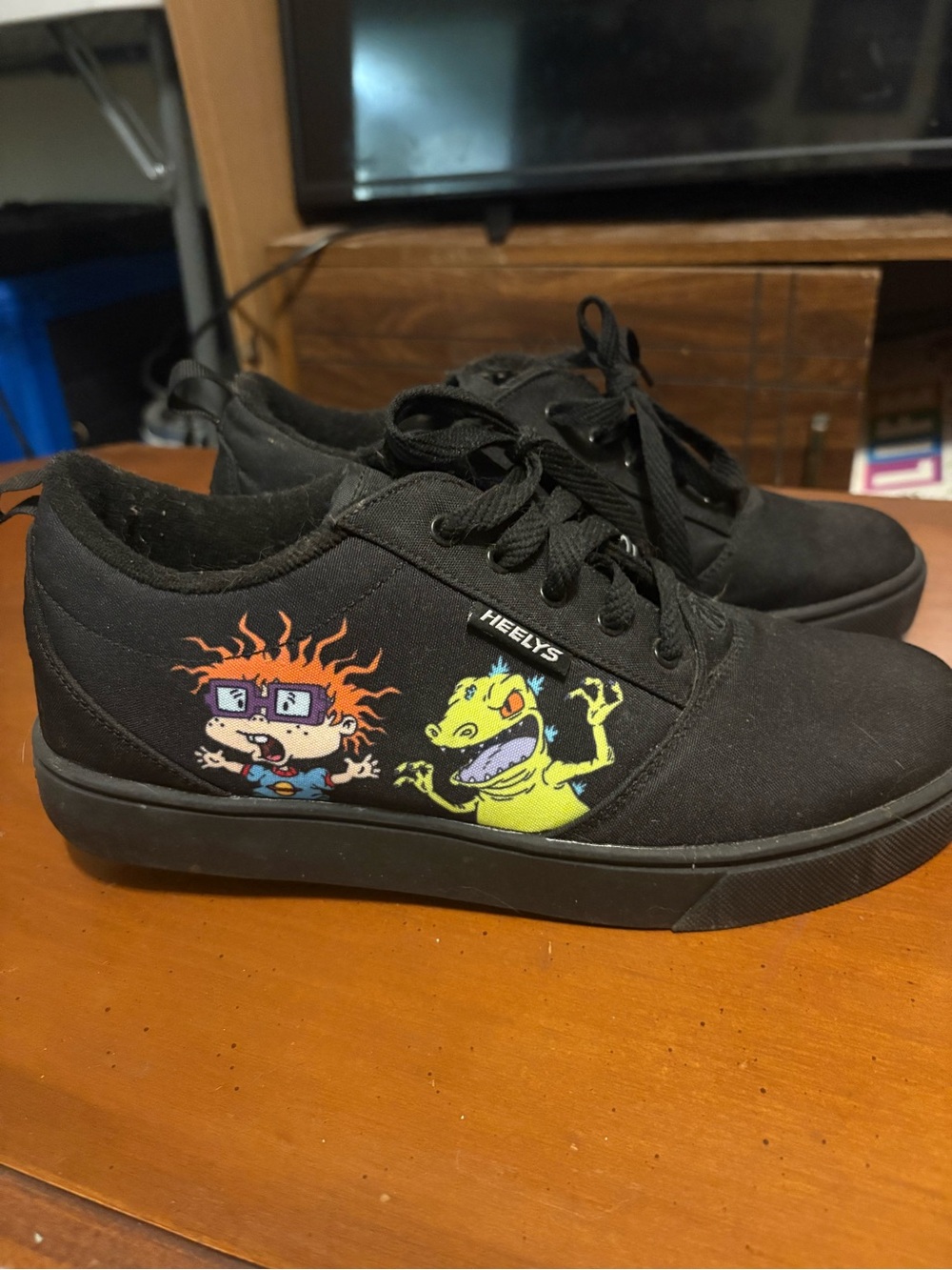 Black Rugrats Heelys - Picture 2 of 4